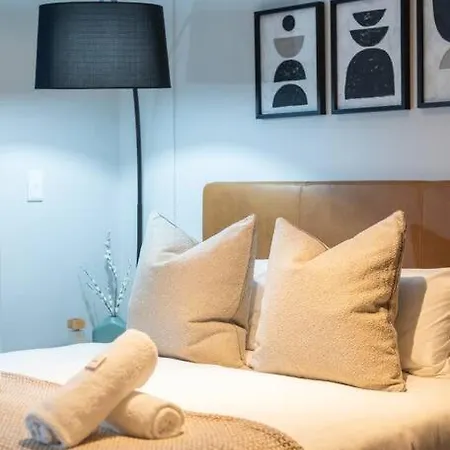 Brand New, Modern Studio Apartment In Loop Street Kaapstad Buitenkant foto
